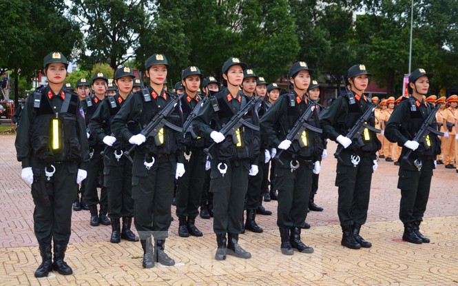 Nín thở với các màn trình diễn võ thuật đỉnh cao, ý chí phi thường - ảnh 1