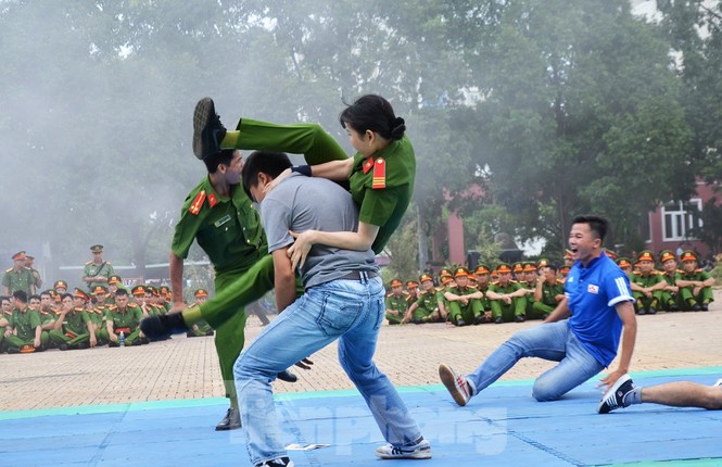 Nín thở với các màn trình diễn võ thuật đỉnh cao, ý chí phi thường - ảnh 5