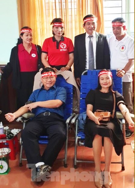 Chủ nhật Đỏ - ảnh 5