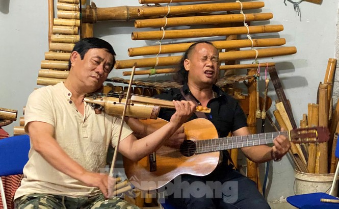 Độc lạ Violin tre và đàn Mõ bò - ảnh 6