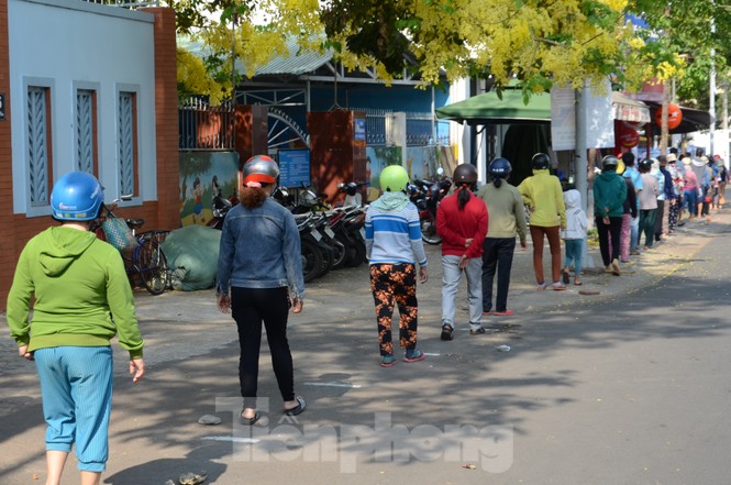 Đắk Lắk: Phát gạo hỗ trợ người khiếm thị chống dịch COVID-19 - ảnh 5