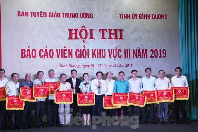 Đối phó tin xấu độc bằng cách ‘lấy cái đẹp, dẹp cái xấu’ - ảnh 1