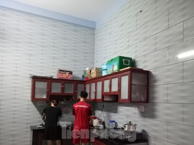 Mẹ tiền đạo Tiến Linh: Tôi có linh cảm U22 Việt Nam sẽ dành chiến thắng - ảnh 2