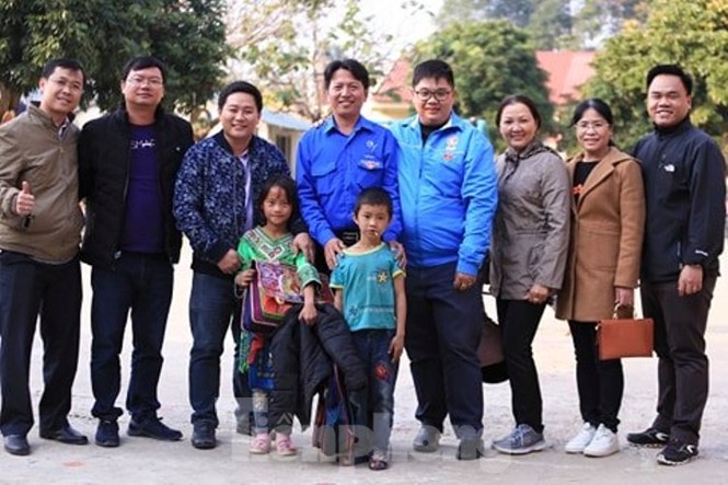 Thanh Niên Bình Dương vượt hàng nghìn km mang áo ấm đến trẻ em Tây Bắc - ảnh 5