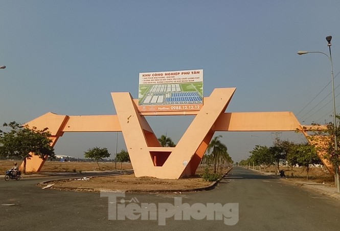 Cận cảnh KCN Phú Tân ‘đắp chiếu’ 16 năm do vướng pháp lý - ảnh 1