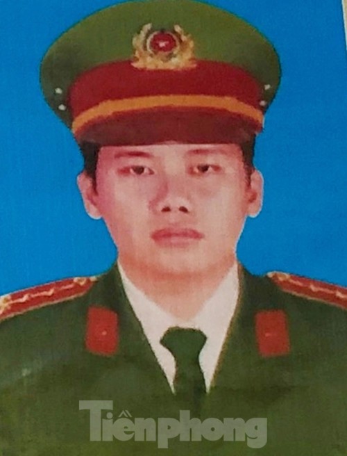 Công an thông tin vụ đại úy công an hi sinh khi bắt ‘cát tặc’ - ảnh 2