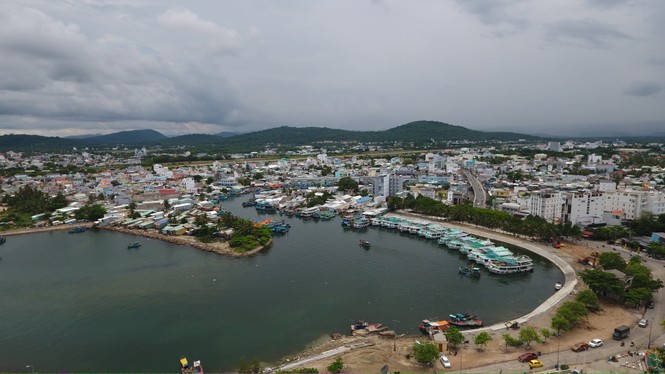 Nhìn từ trên cao đảo ngọc Phú Quốc bị ‘băm nát’ do buông lỏng quản lí - Ảnh 7.