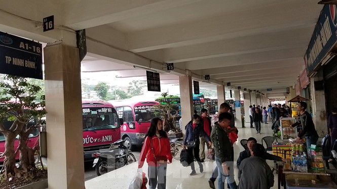 Vận tải vắng vẻ ngày đầu năm - ảnh 5