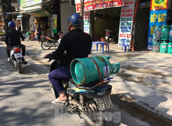 Những quả 'bom gas' di động rình rập người đi đường - ảnh 6