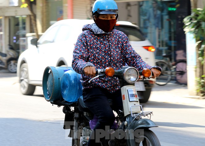 Những quả 'bom gas' di động rình rập người đi đường - ảnh 8