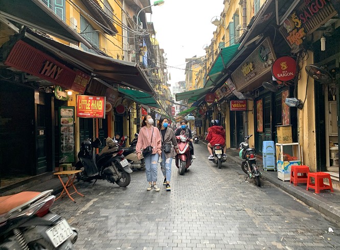 Quán nhậu Hà Nội đìu hiu những ngày phòng dịch Covid-19 - ảnh 8