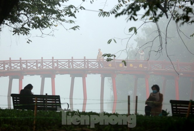Săn sương mù bên hồ Hoàn Kiếm - ảnh 10