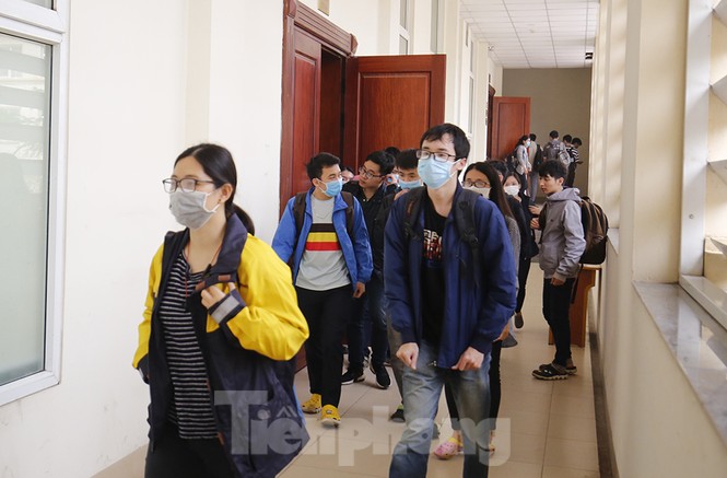 Sinh viên ĐH Y Hà Nội sẵn sàng xung kích dập dịch Covid -19 - ảnh 11