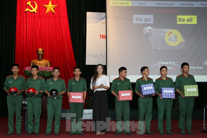 Học viện Kỹ thuật Quân sự hưởng ứng Năm an toàn giao thông 2019 - ảnh 1