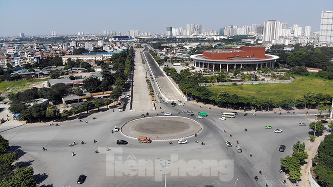 Bay trên đường đua F1 đang thành hình ở Hà Nội - ảnh 6