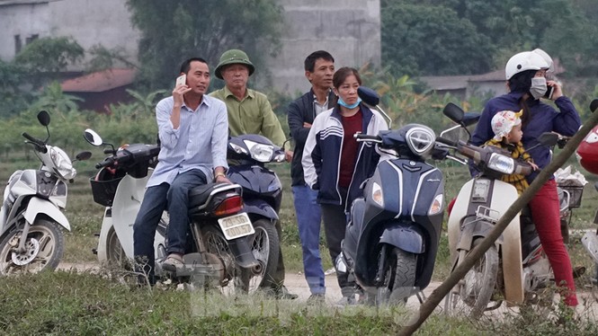 Hình ảnh người dân Nam Sơn tháo lều bạt sau đối thoại với chính quyền - ảnh 7