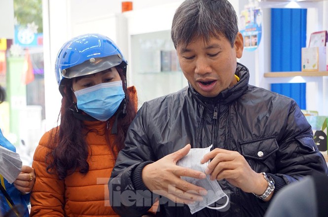 Đeo khẩu trang đi uống cà phê ở Hà Nội thời dịch virus corona - ảnh 11