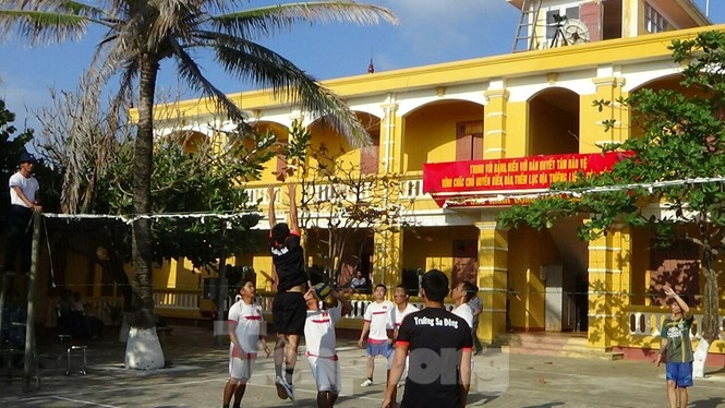 Đảo trưởng Trường Sa Đông: Mất cảnh giác một giây, sẽ phải trả giá đắt - ảnh 2