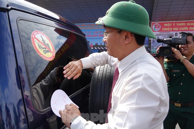 2.000 ĐVTN hưởng ứng Ngày hội văn hóa giao thông - ảnh 2
