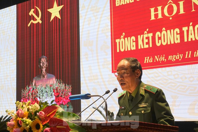 Kỷ luật 18 tổ chức Đảng và 200 cá nhân trong lực lượng Biên phòng - ảnh 2