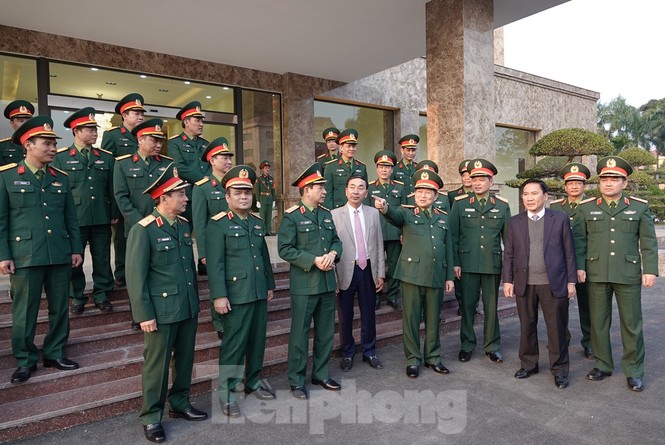 Đại tướng Ngô Xuân Lịch thăm và làm việc tại Quân khu 1 - ảnh 4