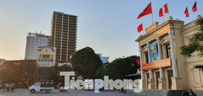 Lo ngại ô 'đất vàng' cuối cùng thành cao ốc, thu hồi siêu dự án triệu đô lấn vịnh - ảnh 3
