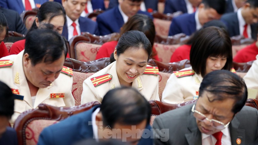 Ban chấp hành Đảng bộ tỉnh Hà Nam khoá XX chính thức ra mắt - ảnh 1