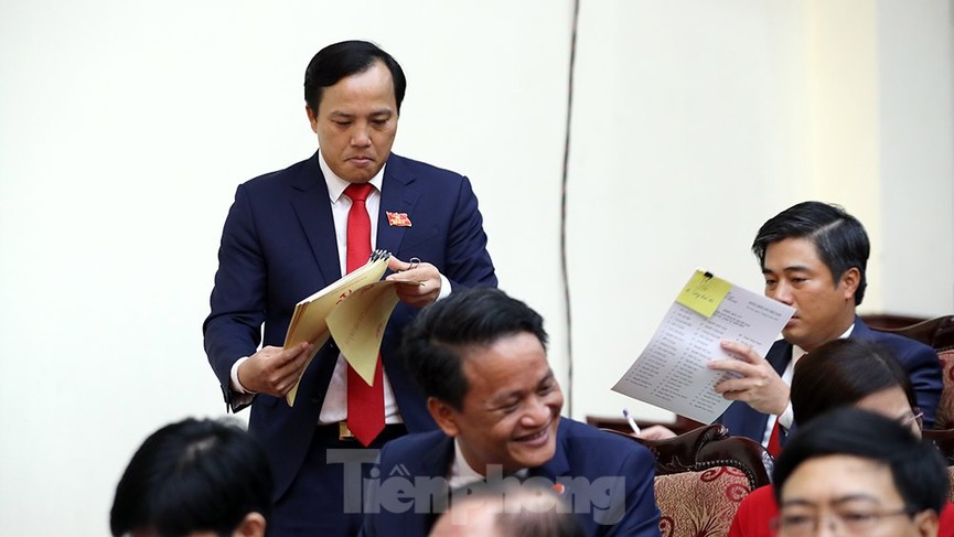 Ban chấp hành Đảng bộ tỉnh Hà Nam khoá XX chính thức ra mắt - ảnh 3