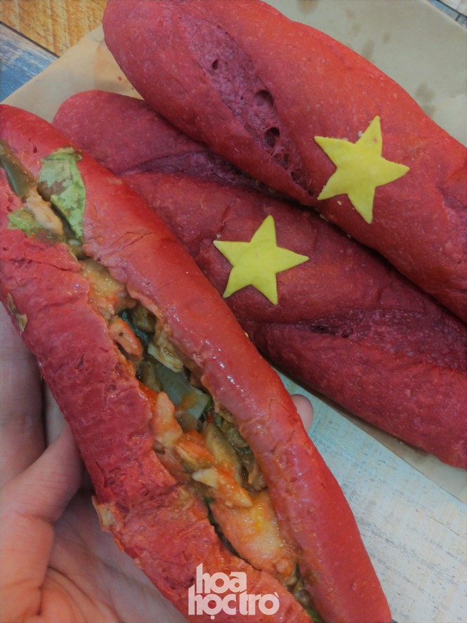Hà Nội: “Bánh mì yêu nước” chưa hết chiều đã hết bánh có gì “hot”? - ảnh 6