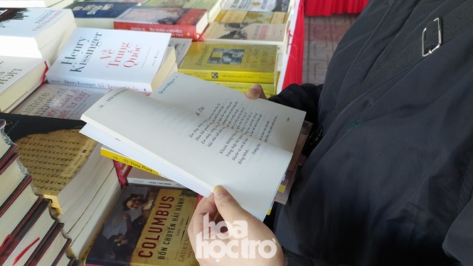 Đà Nẵng cuối tuần: Đến Hội sách nửa giá