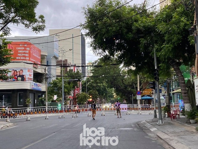 Đà Nẵng: Bị phong tỏa vì dịch bệnh nhưng lòng người không