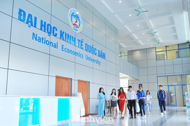 Trường ĐH Kinh tế Quốc dân lấy kết quả tốt nghiệp THPT để xét tuyển, không thi riêng - ảnh 1