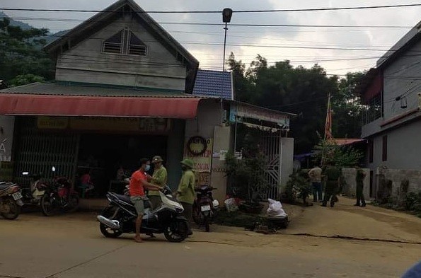 Một người đàn ông tử vong khi xô xát trong lúc ngồi uống nước