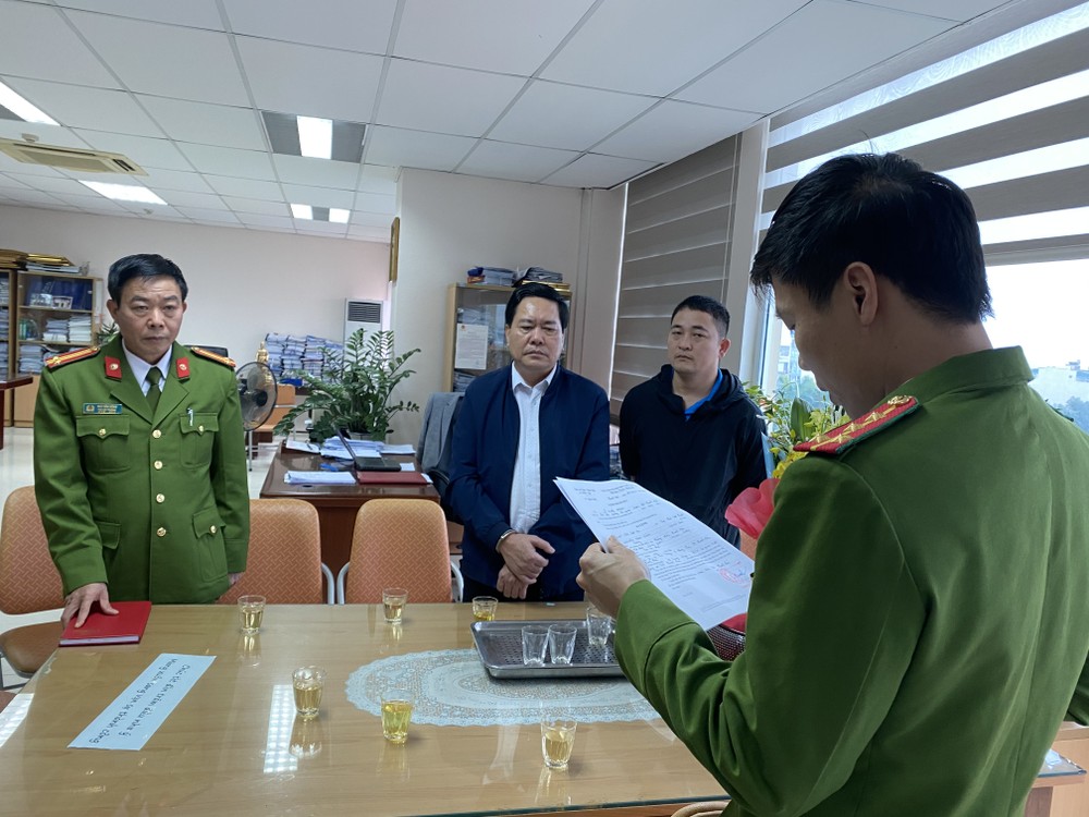 Khởi tố, tạm giam gần 4 tháng trưởng phòng Cục thuế Thanh Hoá