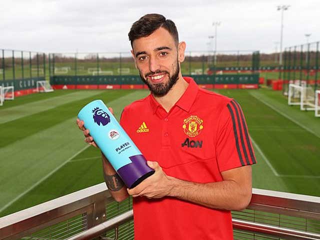 Chỉ mất 6 tháng, Bruno Fernandes đã sánh ngang Ronaldo ở M.U