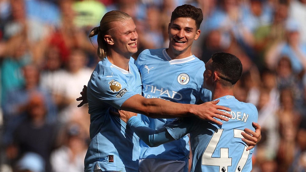 Resultado do jogo FK Crvena Zvezda x Manchester City hoje, 13/12: veja o  placar e estatísticas da partida - Jogada - Diário do Nordeste