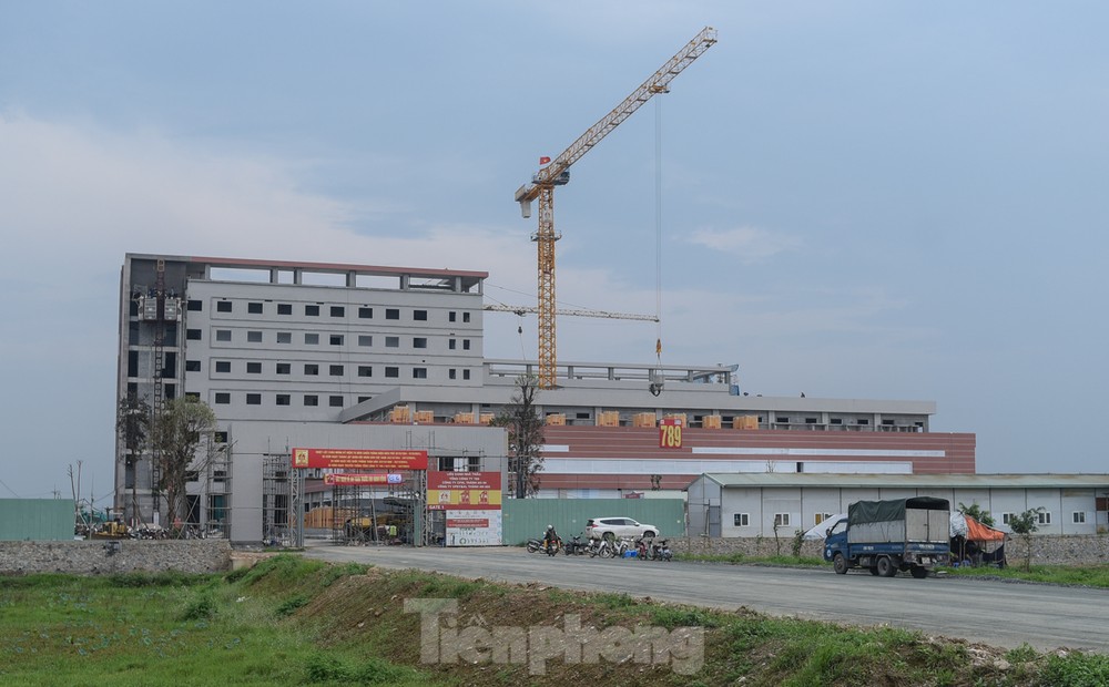 Toàn cảnh 2 bệnh viện Trung ương trị giá 1.500 tỷ đồng ở Hà Nội sau hơn một năm thi công ảnh 9
