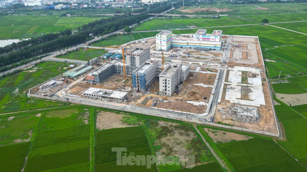 Toàn cảnh 2 bệnh viện Trung ương trị giá 1.500 tỷ đồng ở Hà Nội sau hơn một năm thi công ảnh 15