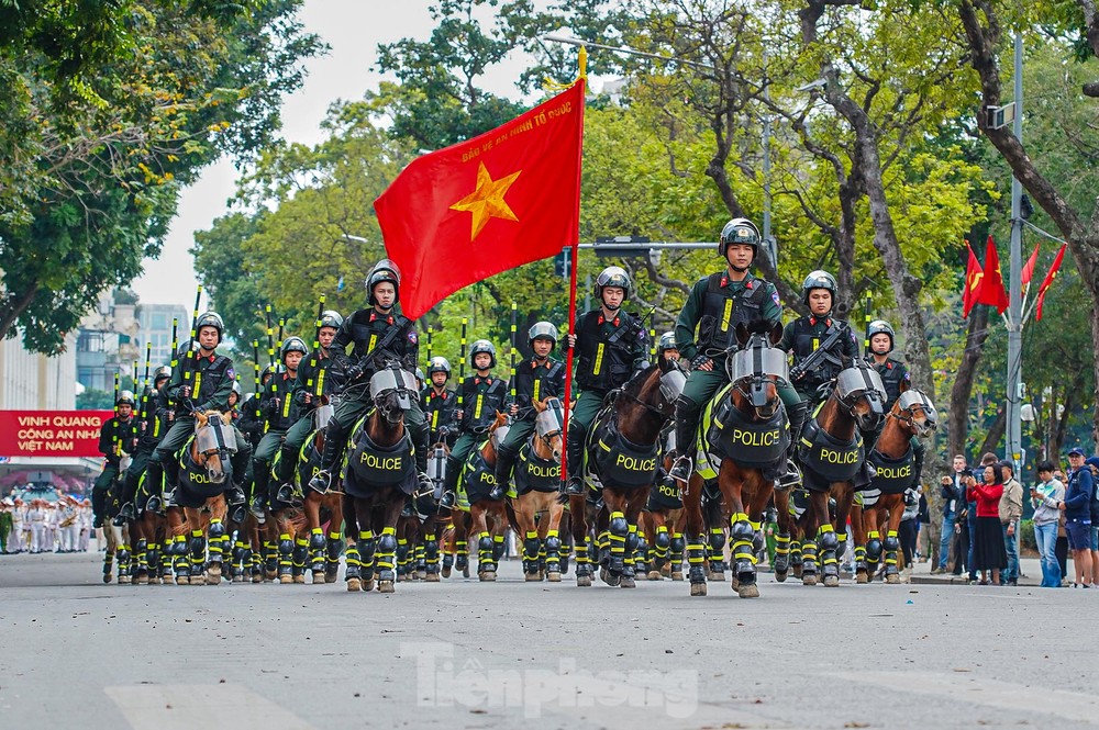 Tổng duyệt chương trình Vinh quang Công an Nhân dân Việt Nam ảnh 24