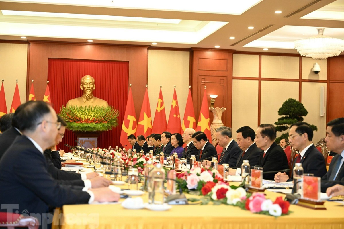 Hình ảnh Tổng Bí thư Nguyễn Phú Trọng chủ trì lễ đón Tổng Bí thư, Chủ tịch Trung Quốc Tập Cận Bình ảnh 14