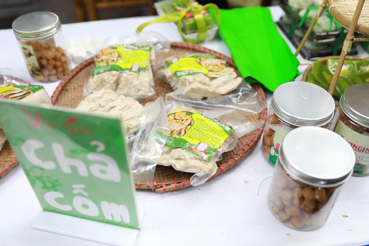 Thưởng thức vô vàn món ăn, không gian ẩm thực đặc sắc tại Hà Nội ảnh 5