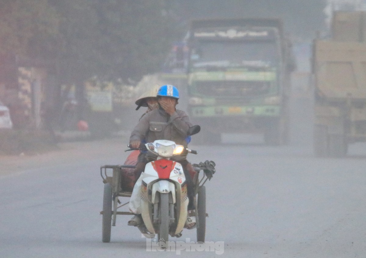 Bụi mù mịt trên công trường nghìn tỷ ở Nghệ An ảnh 14