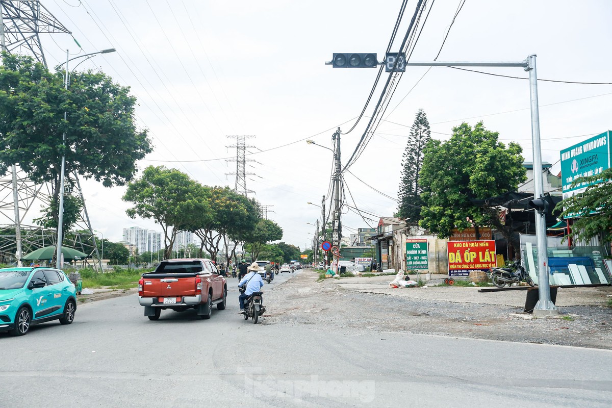 Cận cảnh tuyến đường huyết mạch ở Hà Nội 'gian nan' về đích ảnh 14