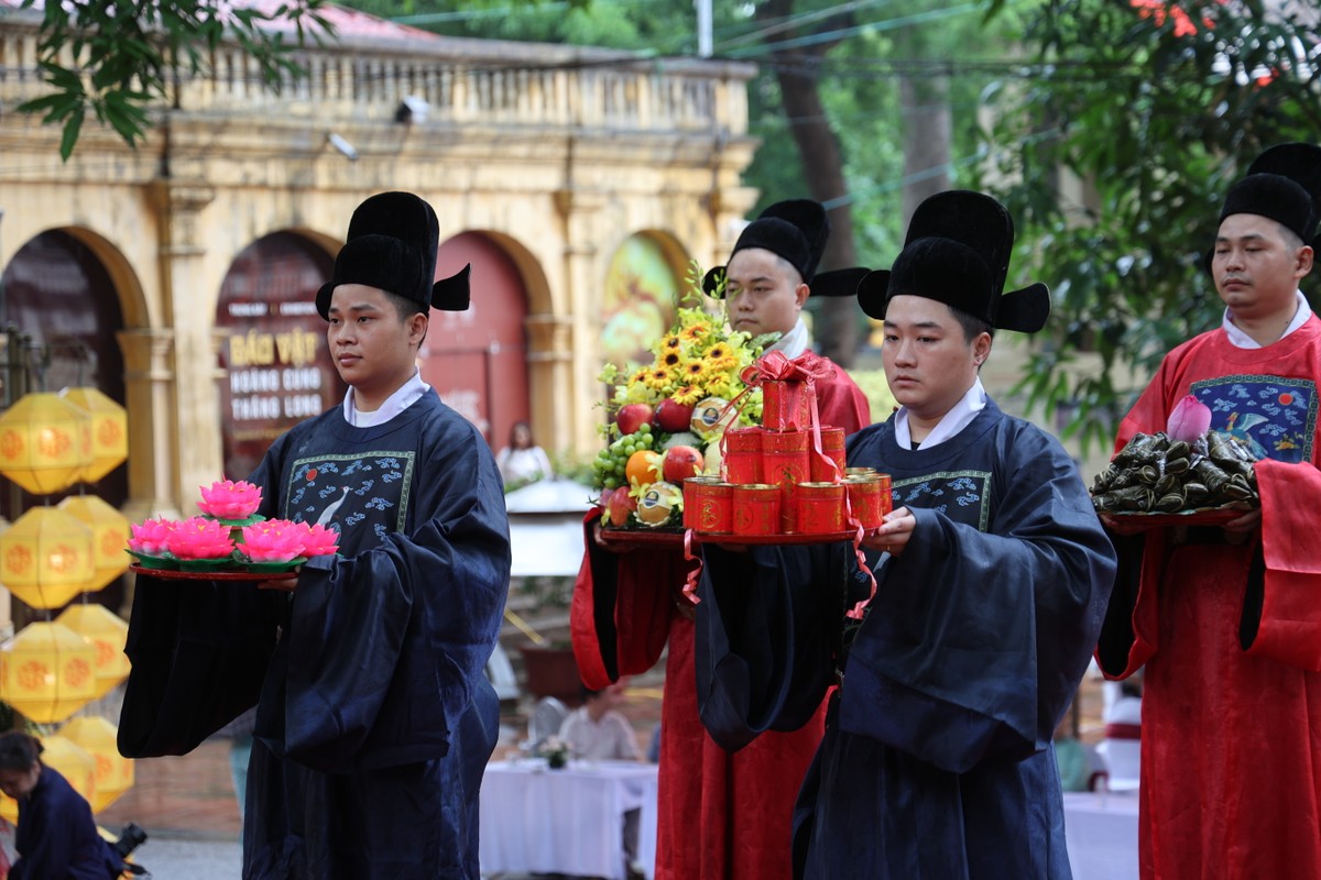 Nghi lễ ban quạt, phong tục dân gian giết sâu bọ tại Hoàng thành Thăng Long ảnh 3