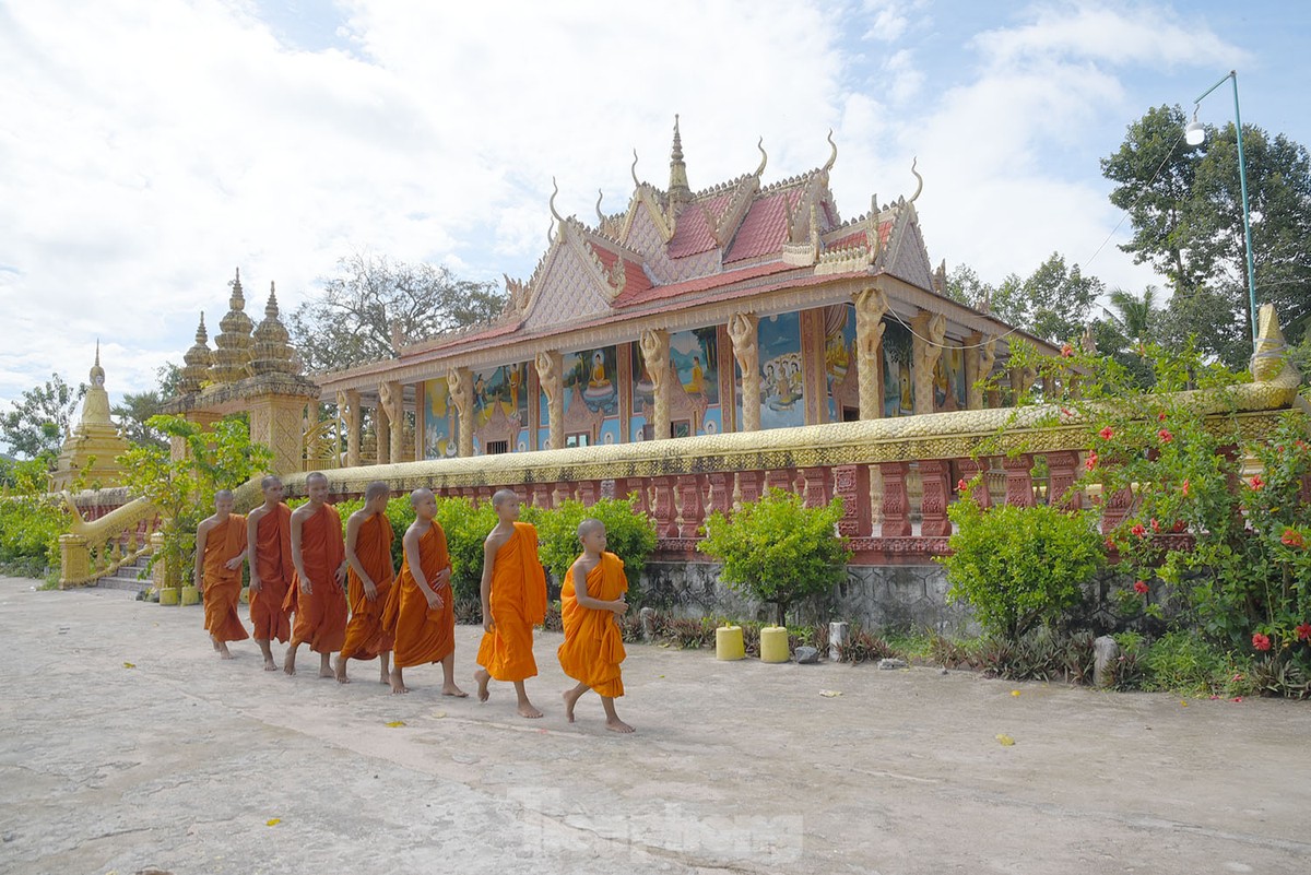 Ngôi chùa Khmer hơn 200 năm tuổi ở vùng biên An Giang ảnh 2