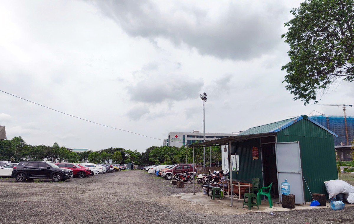 Cận cảnh bãi xe lậu nộp tiền 'bảo kê' cho Bí thư Đảng ủy phường Hoàng Liệt ảnh 8