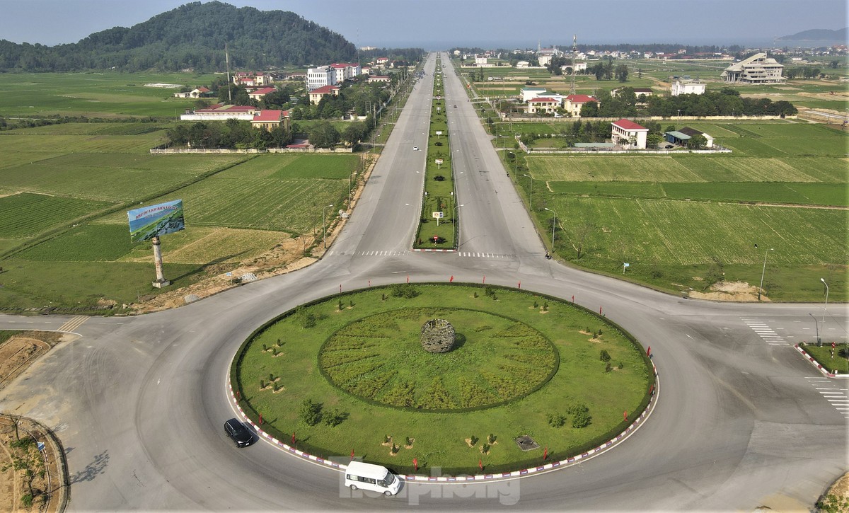 Hiện trạng huyện ven biển ở Hà Tĩnh sắp sáp nhập ảnh 2
