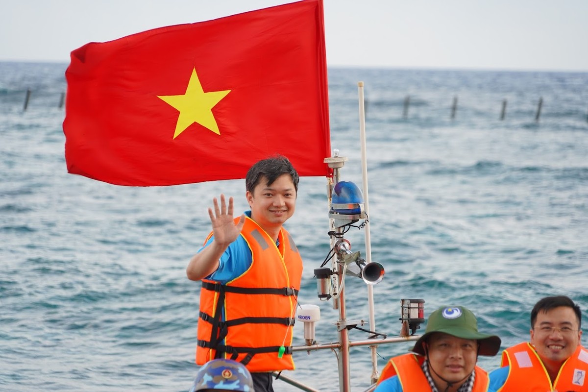 Hành trình 'Tuổi trẻ vì biển, đảo quê hương', viết tiếp câu chuyện hòa bình ảnh 4