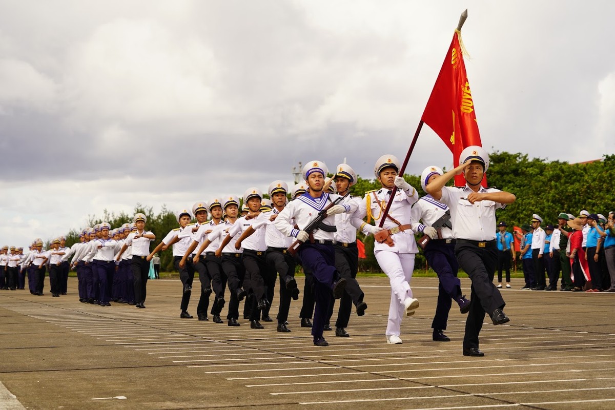 Hành trình 'Tuổi trẻ vì biển, đảo quê hương', viết tiếp câu chuyện hòa bình ảnh 5