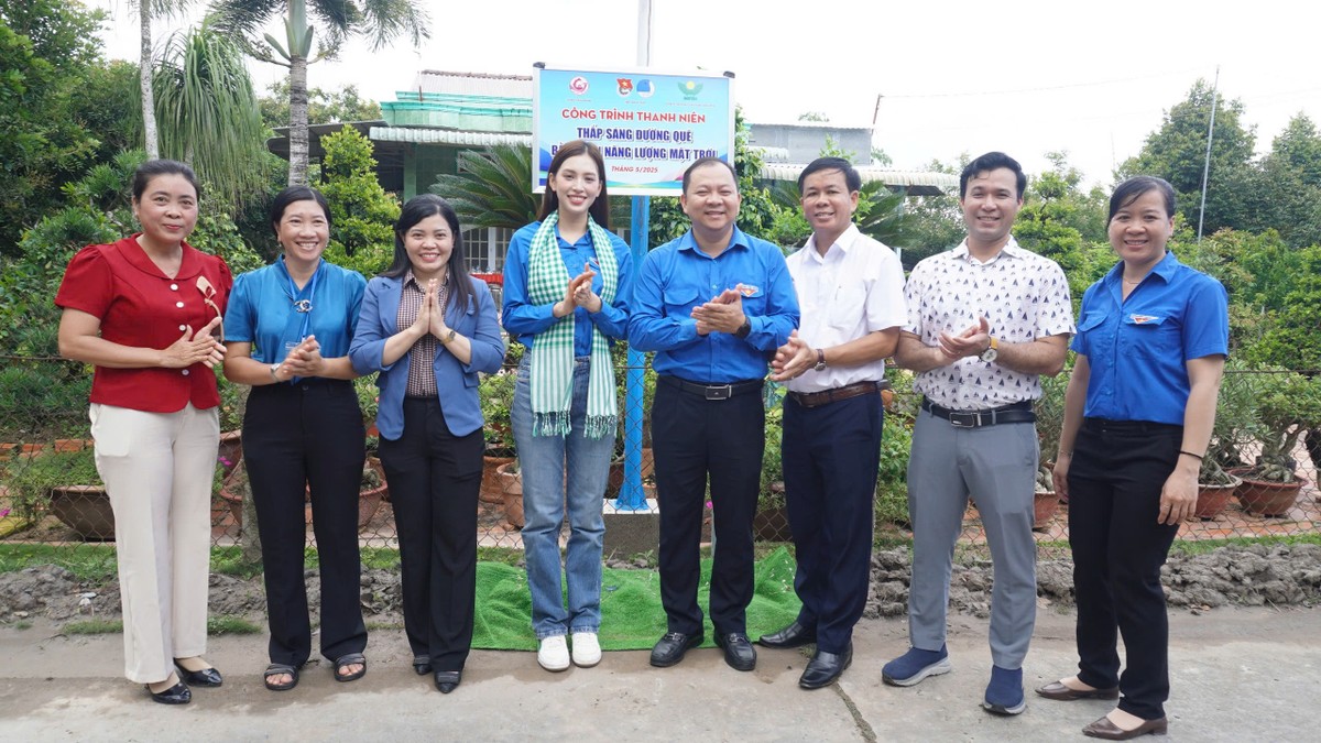 Hoa hậu Tiểu Vy là Đại sứ Chiến dịch Thanh niên tình nguyện Hè tỉnh Đồng Tháp năm 2025 ảnh 5